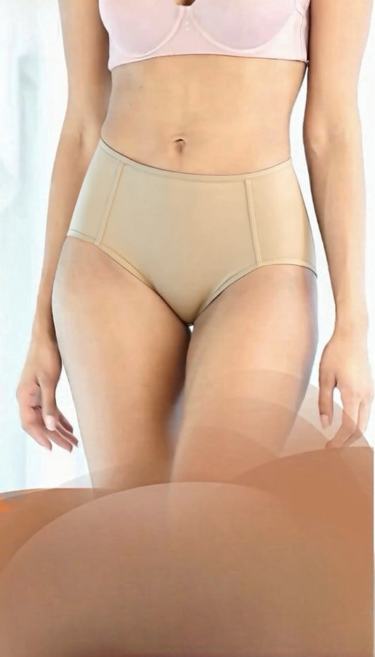 Curve Hold Essential Brief